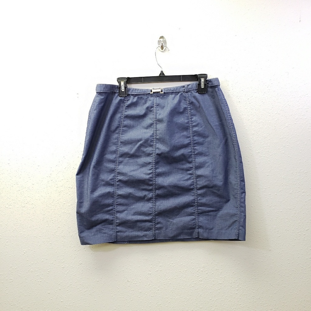 Lee miniskirt